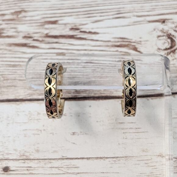 Vintage L H Segal Clip On Earrings - Gold Tone with Black Detail Hoops - Picture 2 of 9